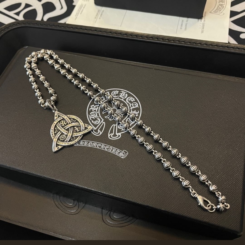 Ch**me He**ts necklaces
